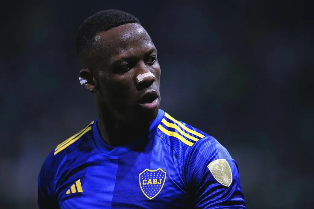 Advincula lagteral do Boca Juniors durante partida contra o Palmeiras no estadio Arena Allianz Parque pelo campeonato Libertadores – Foto: Ettore Chiereguini/AGIF