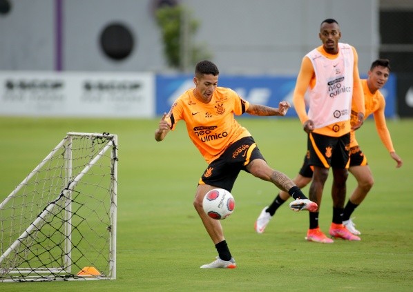 Foto: Rodrigo Coca/Ag. Corinthians | Vontade de Gabriel Pereira é deixar o Corinthians