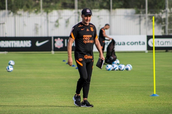 Foto: Felipe Szpak/Ag. Corinthians | Problema encontrado por V. Pereira no Timão é exposto por PVC