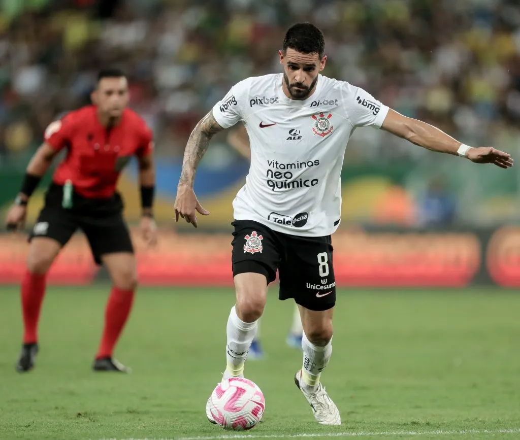 Renato Augusto atuando com a camisa do Corinthians – Foto: Rodrigo Coca/Ag. Corinthians