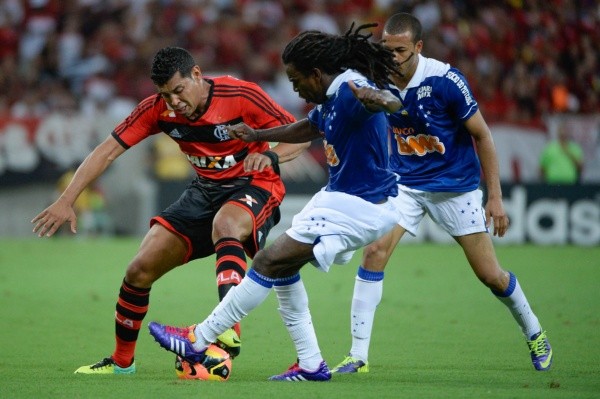Foto: Fernando Soutello/AGIF – André Santos se eximiu de culpa pela punição ao Flamengo