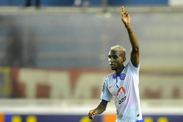 Talisca foi revelado pelo Bahia - Foto: Fabio Castro/AGIF