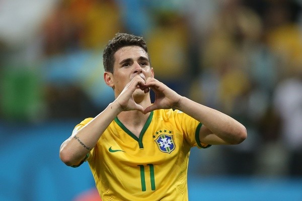 Oscar foi liberado para retornar ao futebol brasileiro (Foto: Fernando Soutello/AGIF)