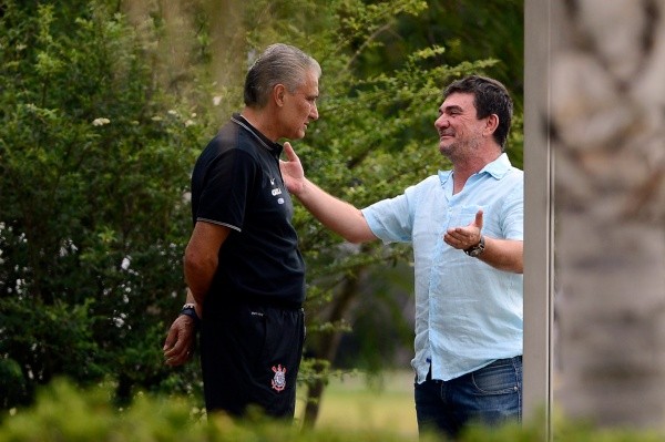 Foto: Mauro Horita/AGIF – Tite e Andrés Sanchez