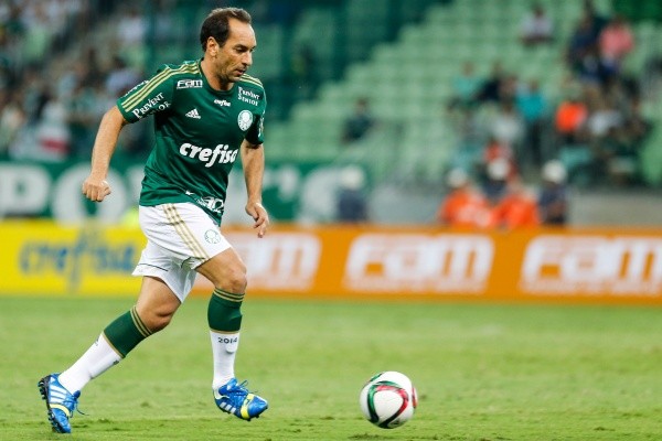 Agif/Marcello Zambrana – Edmundo fez três gols em seis minutos no Figueirense