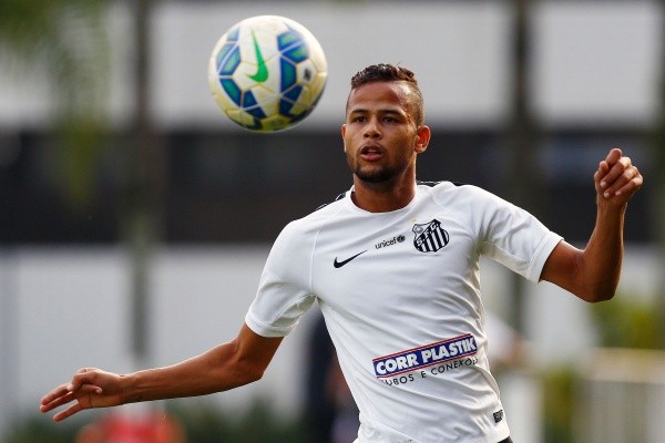 Foto: Ricardo Saibun/AGIF – Geuvânio jogou bem no Santos