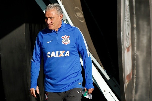 Foto: Daniel Vorley/AGIF – Tite chegou a conversar com o jogador, mas ele preferiu deixar o Timão