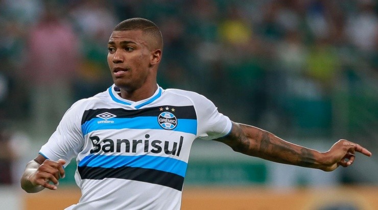 Foto: Marcello Zambrana/AGIF - Cria do Grêmio, Walace se afasta do Flamengo.