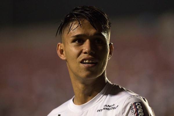 Foto: Daniel Vorley/AGIF – Luiz Araújo também é alvo do Verdão