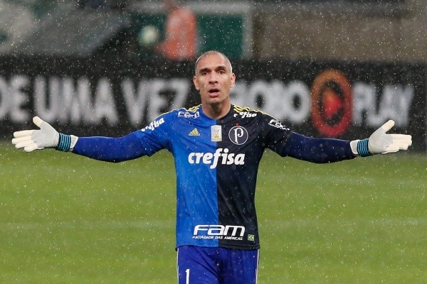 Foto:Marcelo Zambranna/AGIF – Fernando Prass foi o goleiro naquela partida