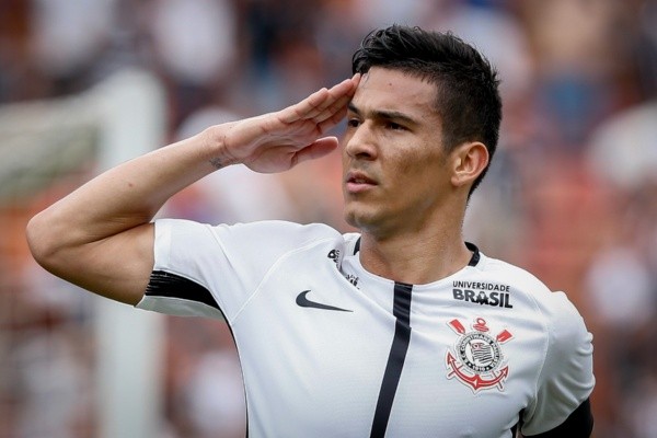 Foto: Marcello Zambrana/AGIF – Balbuena foi campeão brasileiro em 2017 pelo Timão