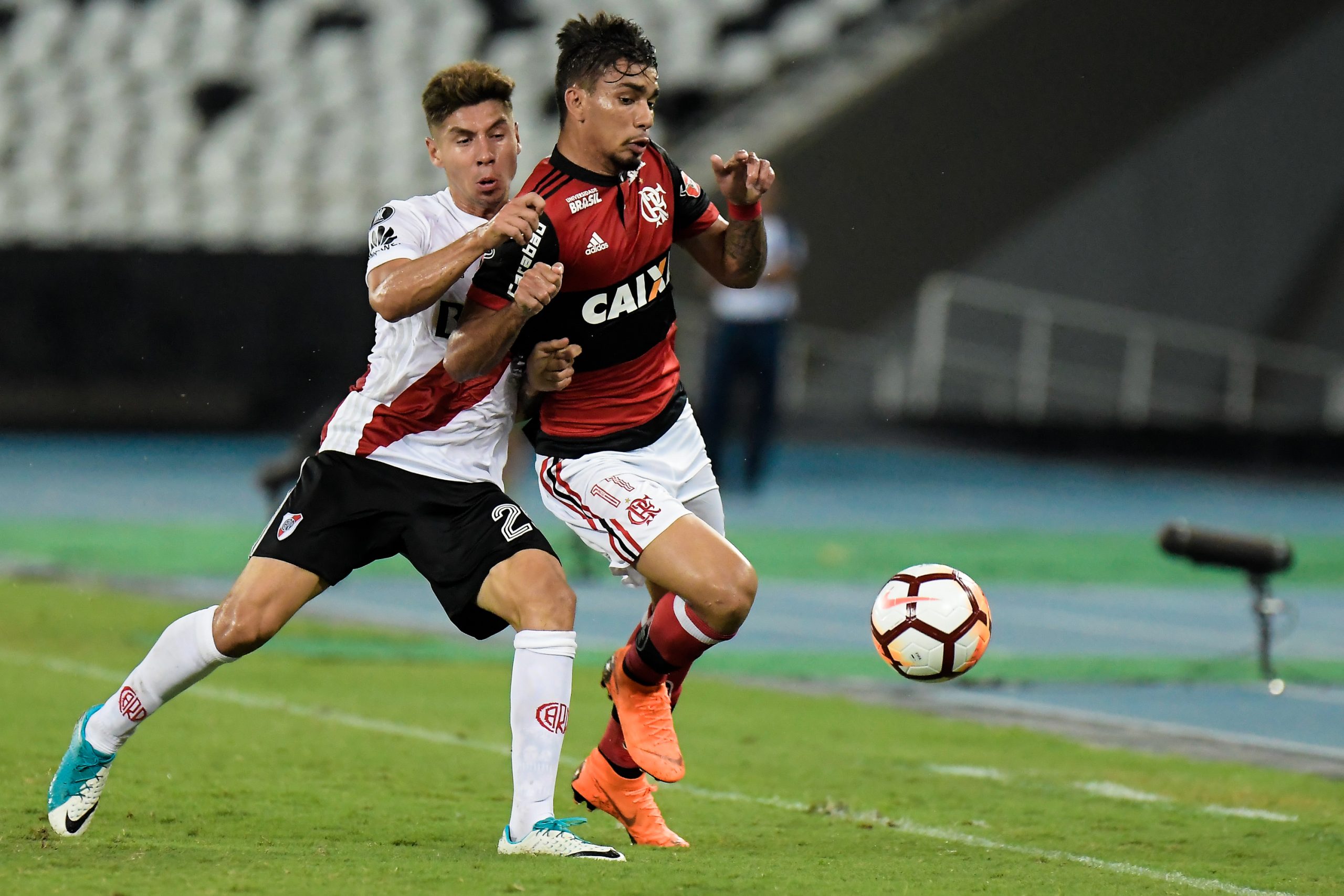 Foto: Thiago Ribeiro/AGIF – Montiel foi campeão da Libertadores de 2018 pelo River Plate