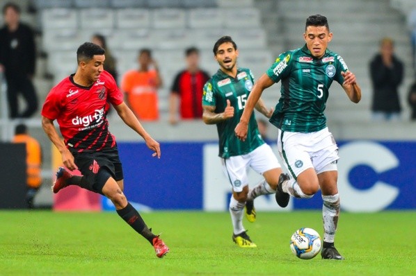 Foto: Jason Silva/AGIF – Vitor Carvalho é formado nas categorias de base do Coritiba