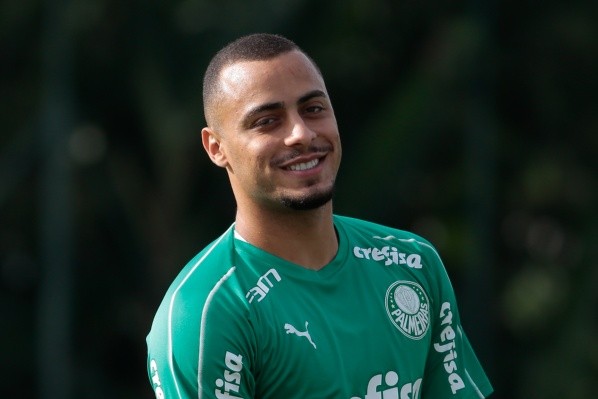 Agif/Marcello Zambrana – Arthur Cabral jogou no Palmeiras