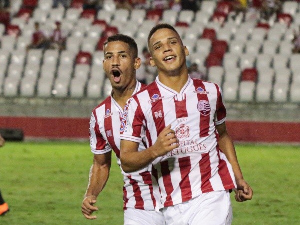 Foto: Caio Falcão/AGIF – Thiago foi revelado pelo Náutico e foi comprado pelo Flamengo por R$ 7 milhões