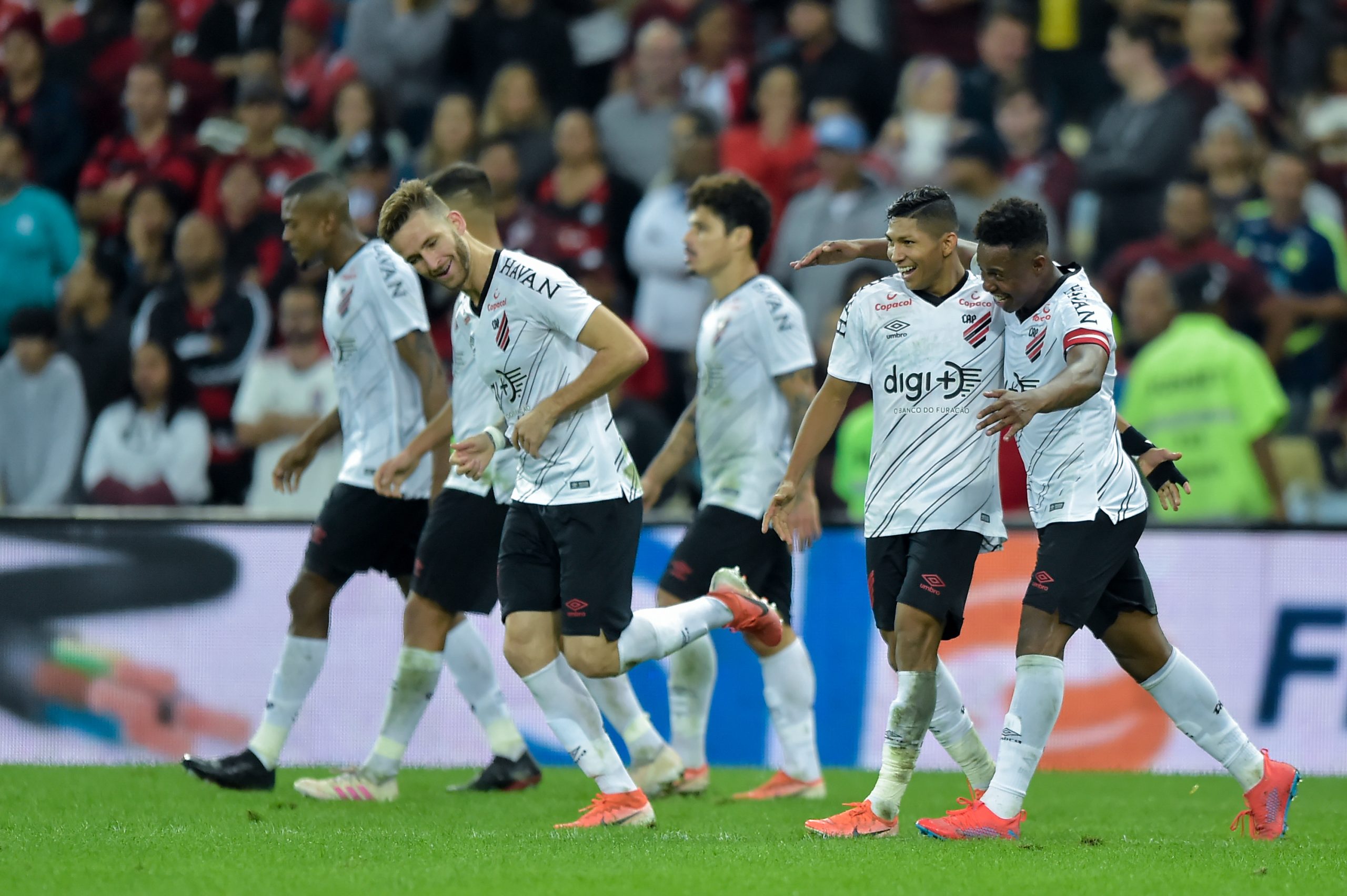 Foto: Thiago Ribeiro/AGIF