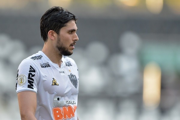 Foto: Thiago Ribeiro/AGIF – Rabello comentou sobre uma possível volta de Alonso ao clube