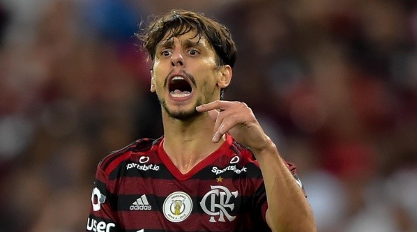 Rodrigo Caio está no Flamengo desde 2019 (Foto: Thiago Ribeiro/AGIF)