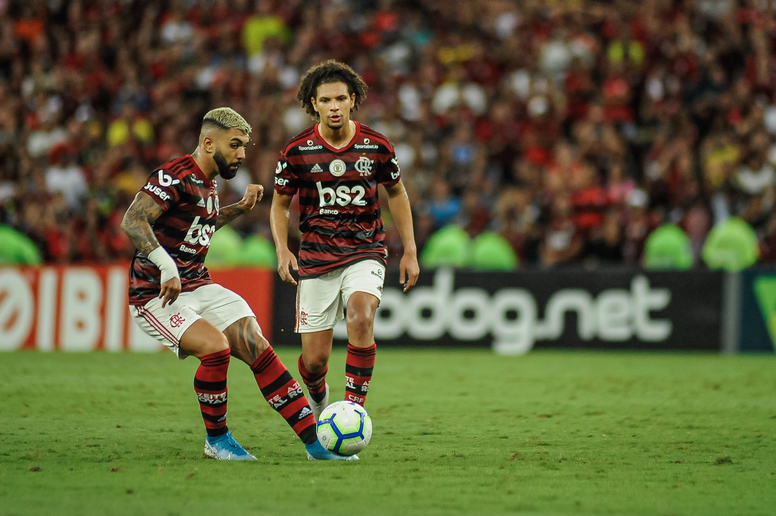 Foto:Allan Carvalho/AGIF | Titular do CRF é tido pelo lateral como o “mais ranzinza”