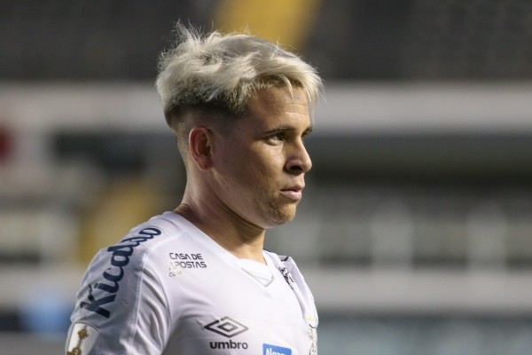 Foto: Marcello Zambrana/AGIF – Soteldo está livre no mercado