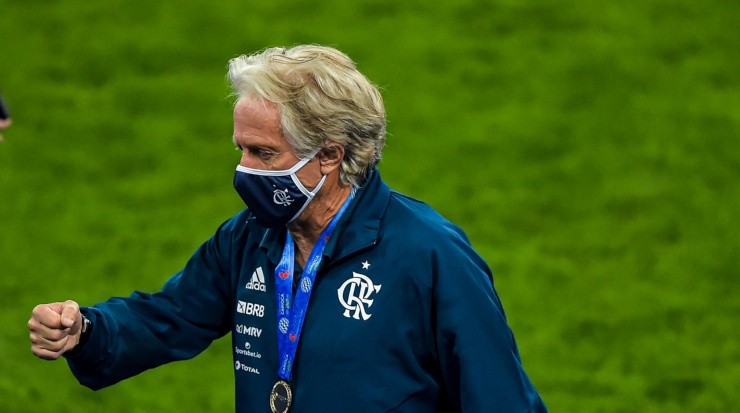 Para José Trajano, o Flamengo ainda não conseguiu superar Jorge Jesus. Foto:Thiago Ribeiro/AGIF