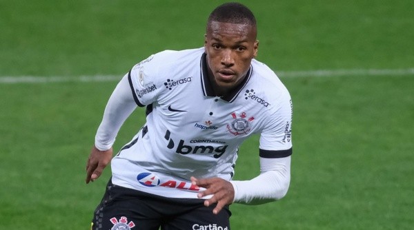 Xavier tem atuado pouco no Corinthians (Foto: Marcello Zambrana/AGIF)