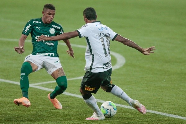 Léo Natel será emprestado ao Apoel, do Chipre, por um ano (Foto:Marcello Zambrana/AGIF)