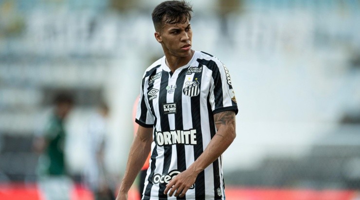  Foto: Jorge Rodrigues/AGIF - O Peixe pode entrar na disputa para ter o atacante