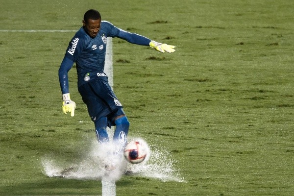 Foto: Ettore Chiereguini/AGIF – John está na mira do Botafogo