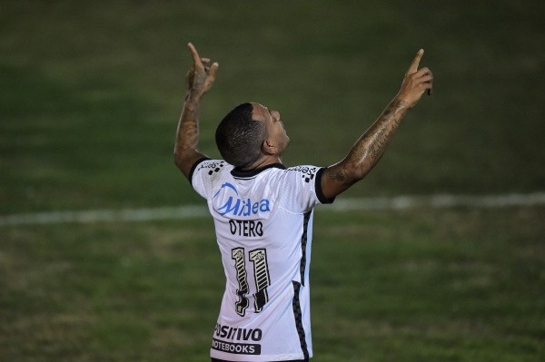 Foto: Thiago Ribeiro/AGIF