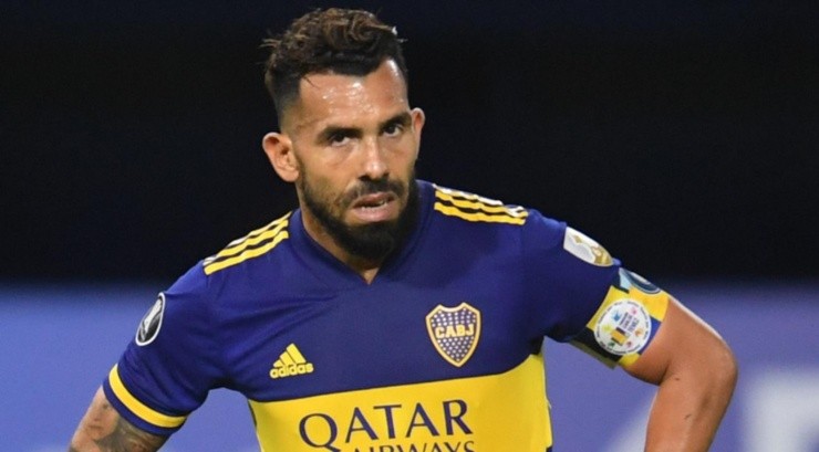 Foto: FotoBaires/AGIF – Ex-camisa 10 do Boca e do Timão pretende começar a carreira de técnico no Rosario Central