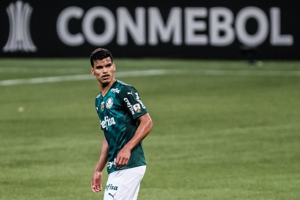 Foto: Marcello Zambrana/AGIF – Danilo Barbosa pode fechar com o Glorioso