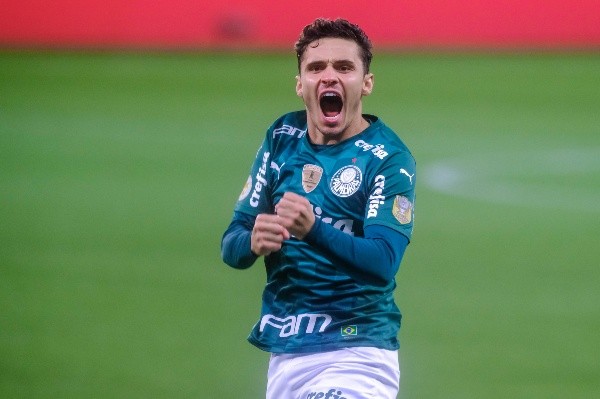 Foto:Marcello Zambrana/AGIF | Raphael Veiga é o artilheiro do Palmeiras na atual temporada
