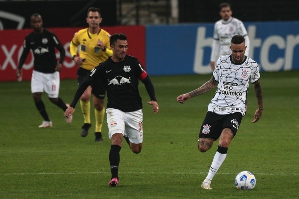 Ettore Chiereguini/AGIF/ Luan em campo pelo Corinthians. 