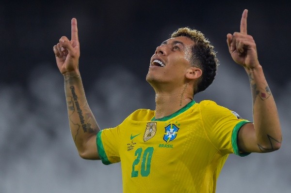 Foto: Thiago Ribeiro/AGIF – Firmino já se declarou torcedor do Timão