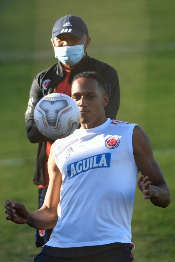 Foto: Mateus Bonomi/AGIF – Yerry Mina