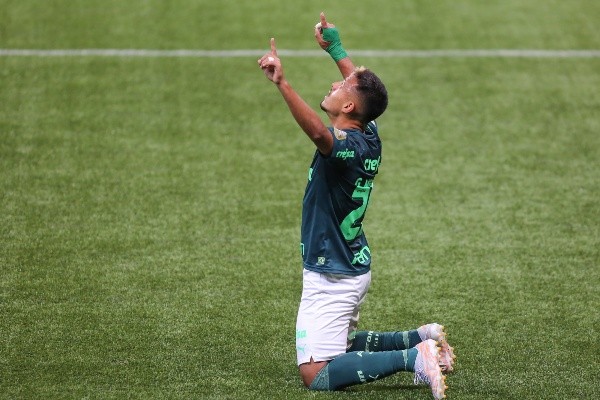 Ex-Palmeiras afirma que Gabriel Menino é jogador nível Europa (Foto: Marcello Zambrana/AGIF)