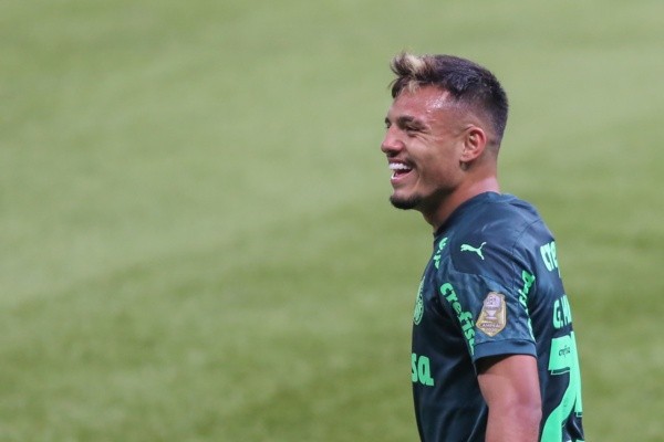 Ex-Palmeiras afirma que Gabriel Menino é jogador nível Europa (Foto: Marcello Zambrana/AGIF)