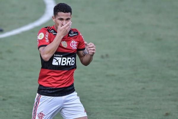 Foto: Thiago Ribeiro/AGIF – João Gomes também interessa Atalanta