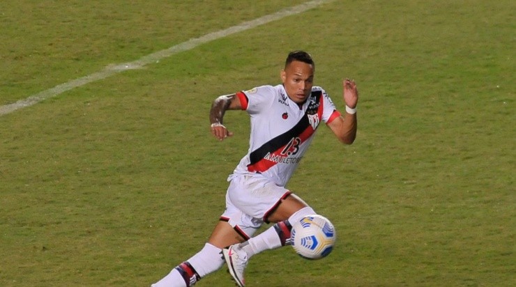 Janderson deve permanecer no Atlético Goainiense em 2022. Foto:     Jhony Pinho/AGIF