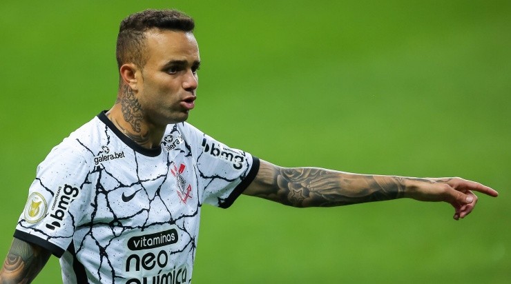Foto: Pedro H. Tesch/AGIF - Luan segue em baixa no Corinthians.