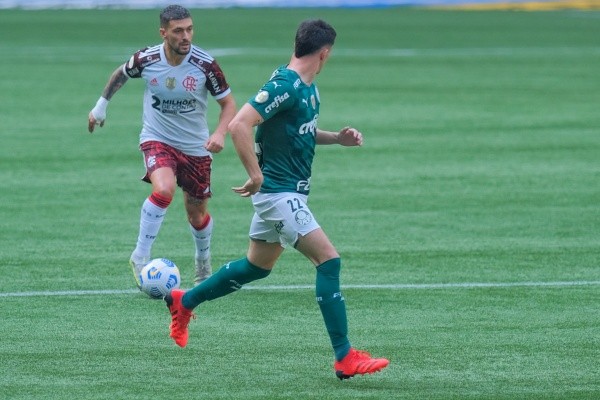 Foto: Marcello Zambrana/AGIF – Arrascaeta conseguiu se recuperar e será peça importante nessa grande decisão