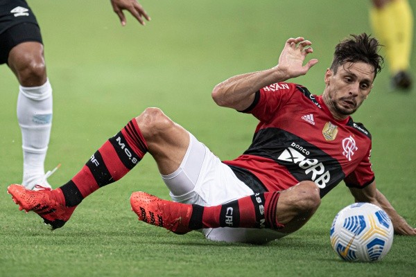 Foto:Jorge Rodrigues/AGIF – Rodrigo Caio teria sido sugerido pela Lazio em troca por André Anderson ao Mengão