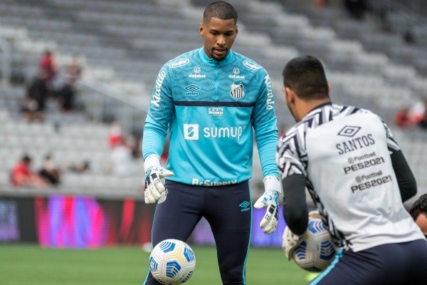 Agif/Robson Mafra – Diógenes foi afastado do Santos por indisciplina e faltas