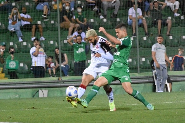 Chapecoense x Flamengo. (Foto: Renato Padilha/AGIF)
