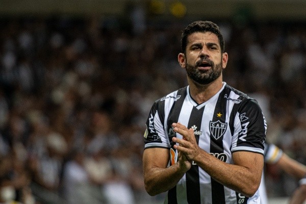 Foto: (Alessandra Torres/AGIF) - Especulado no Corinthians, Diego Costa foi campeão brasileiro e da Copa do Brasil pelo Atlético-MG em 2021