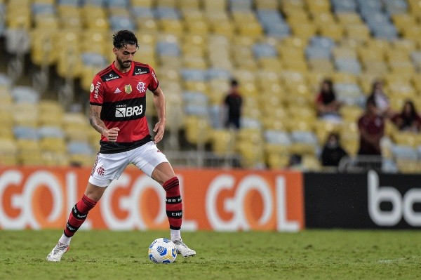 Gustavo Henrique não deve ficar no Flamengo (Foto: Thiago Ribeiro/AGIF)