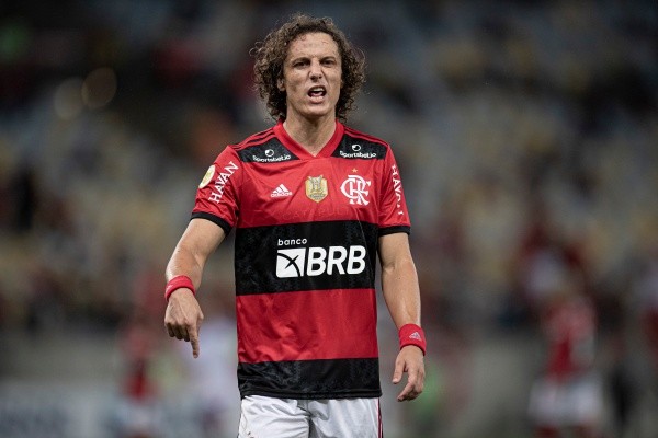 Foto:Jorge Rodrigues/AGIF – David Luiz é um dos 8 atletas que têm contrato expirando agora em dezembro