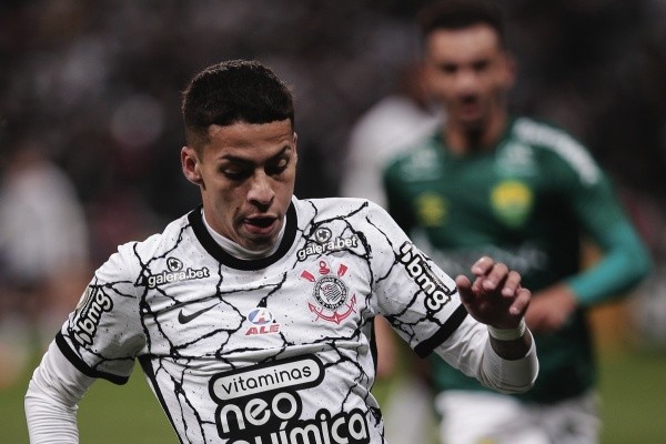 Foto: Ettore Chiereguini/AGIF – Meia-atacante de 21 anos pertence ao grupo City, que acaba de comprar SAF do Bahia