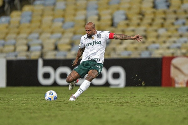 Felipe Melo foi capitão do Palmeiras na temporada 2021 (Foto: Thiago Ribeiro/AGIF)
